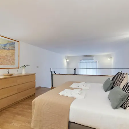 Apartment As Feel - Designer Two-level In The Heart Of Trastevere *